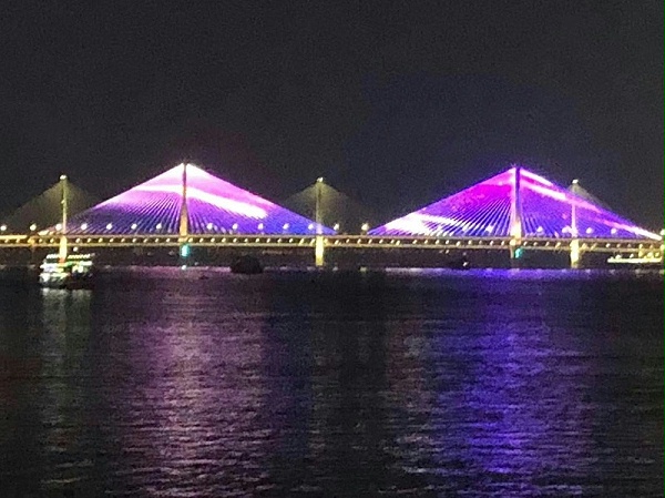 武汉江岸亮化夜景图